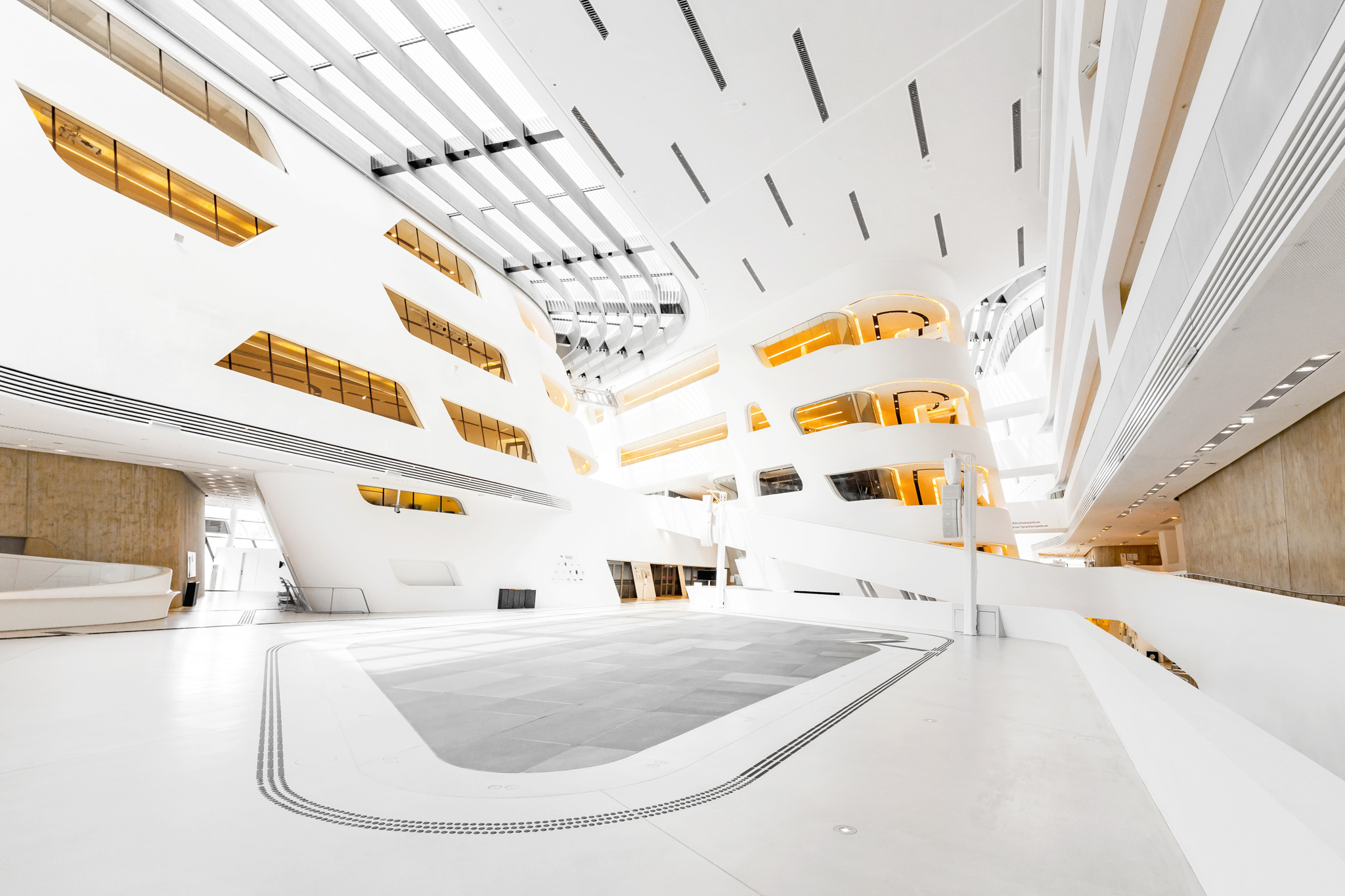 维也纳经济大学图书馆与学习中心丨奥地利维也纳丨扎哈·哈迪德建筑事务所-11