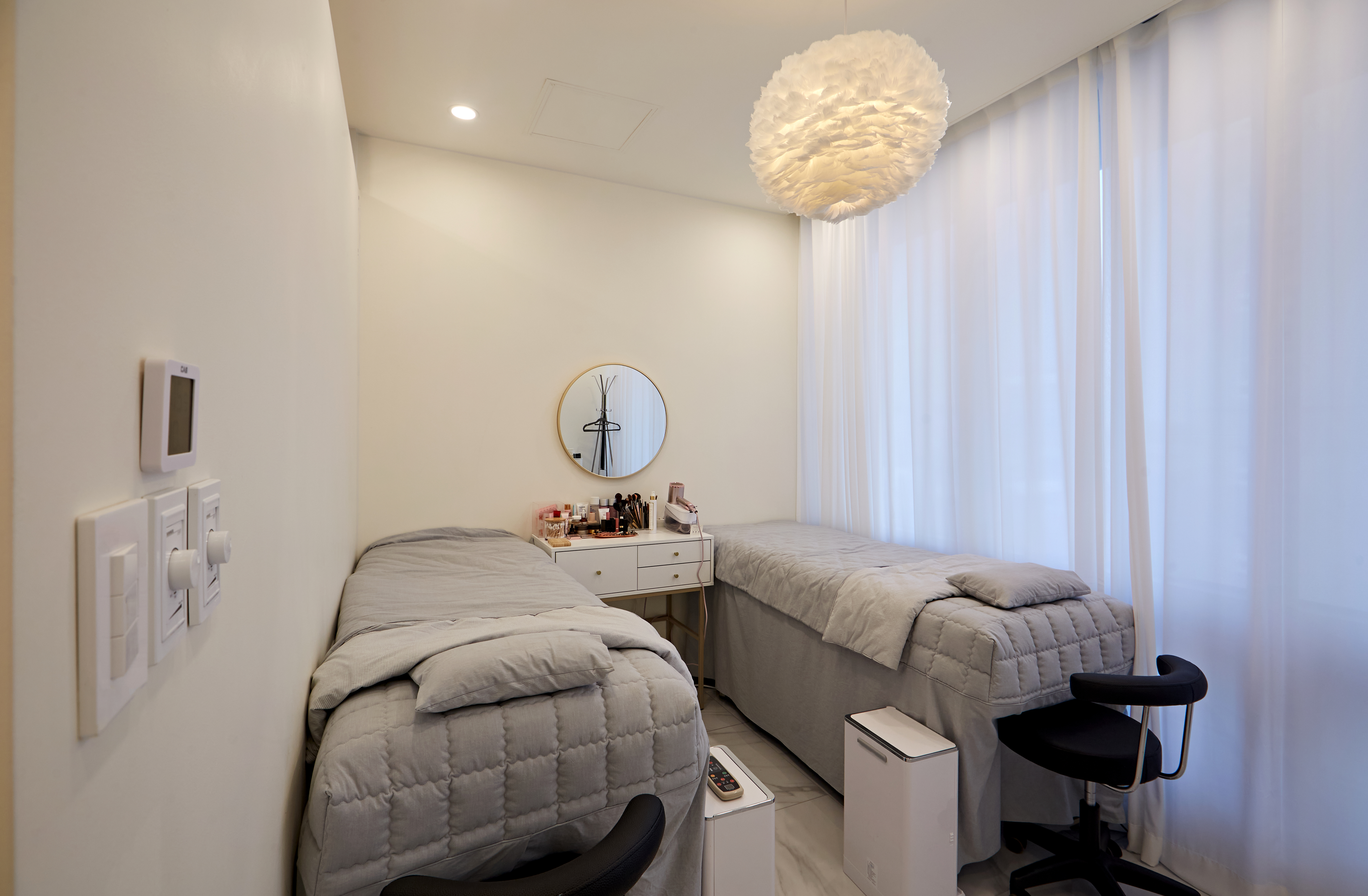 苹果迷你公寓 | 极简设计，10 平米视觉盛宴-10