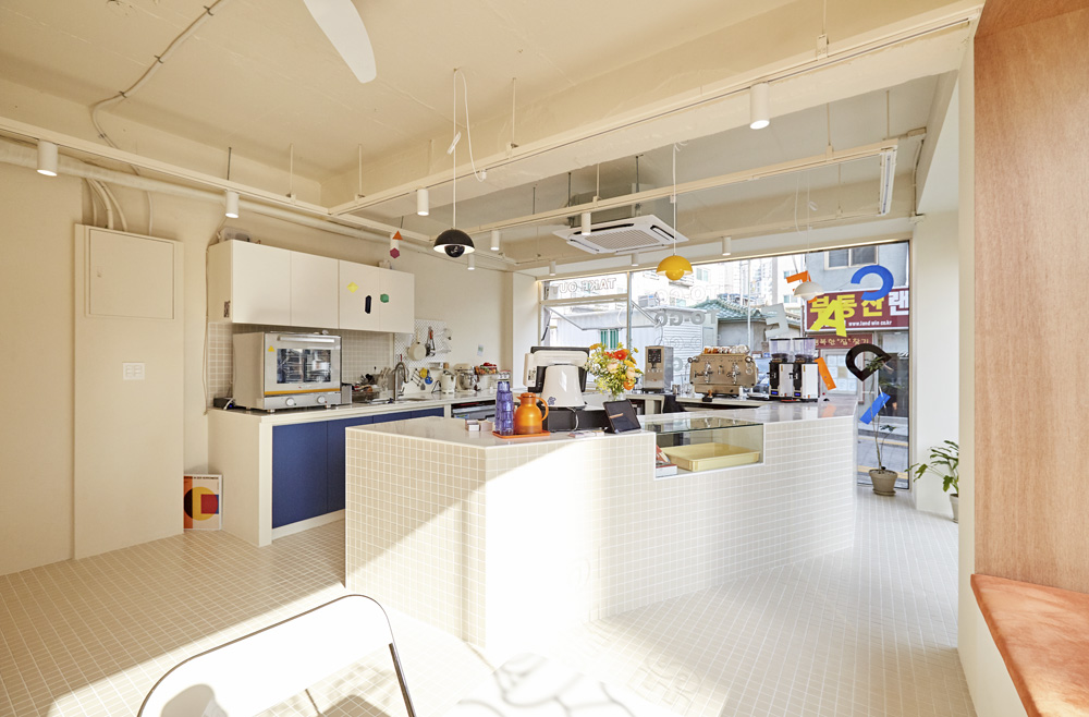 简约 INS 风 12 平米咖啡厅 设计成本解析-6