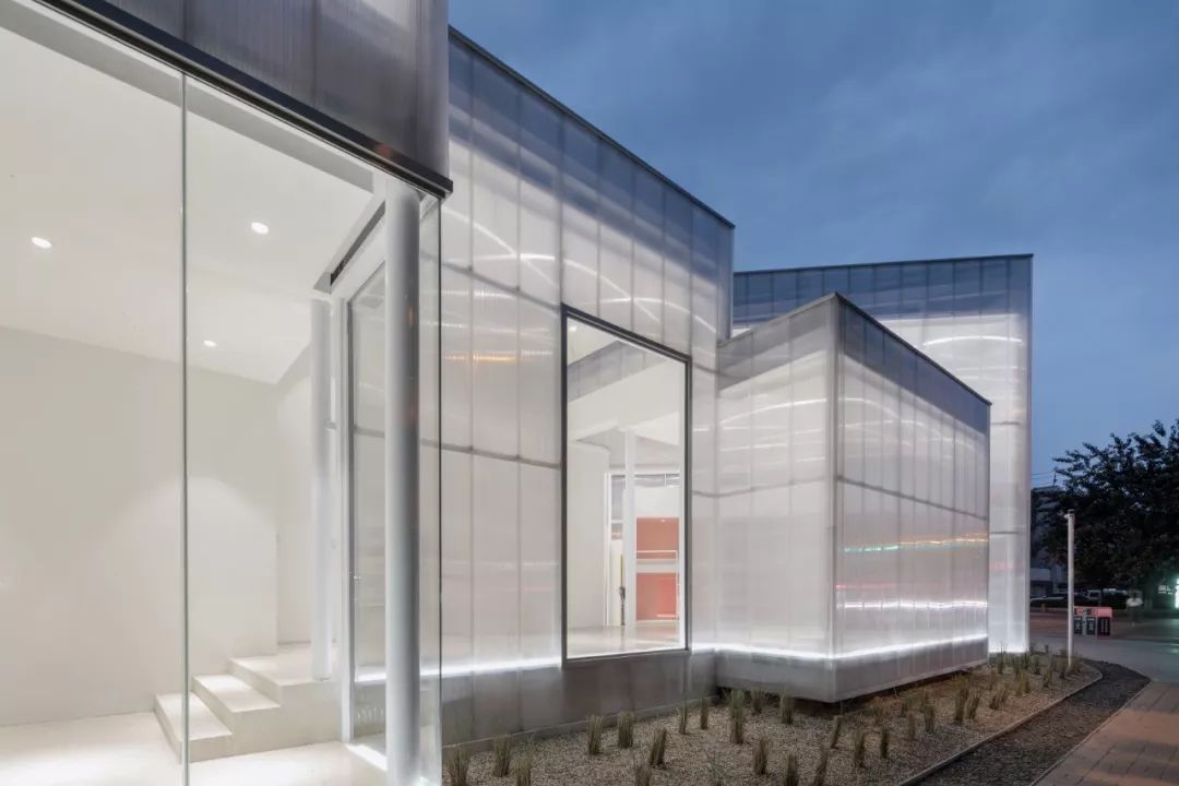 徐州星宿城市公寓售楼处——半透明盒子里的儿童活动空间-19