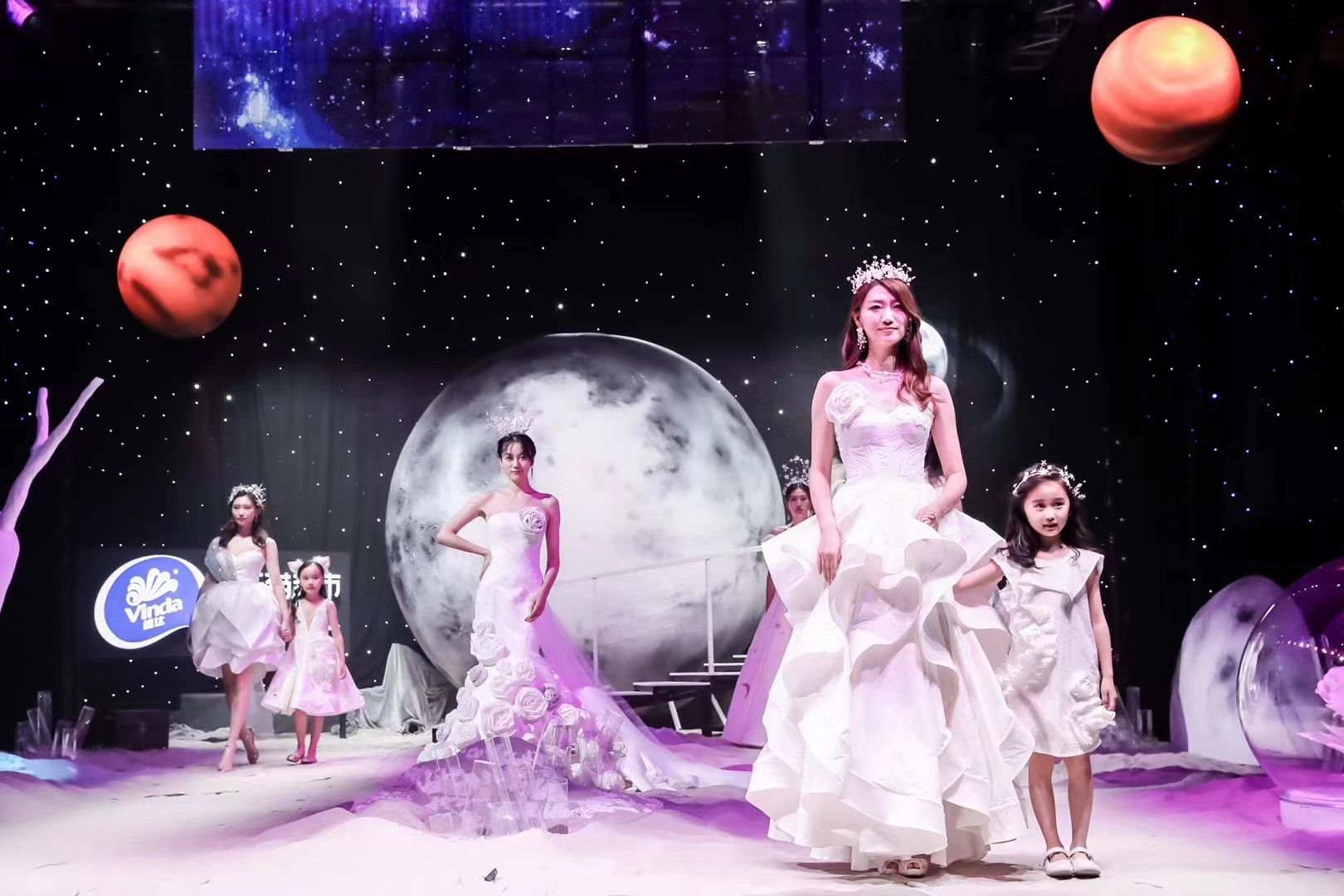 维达*小王子 天猫直播发布会-3