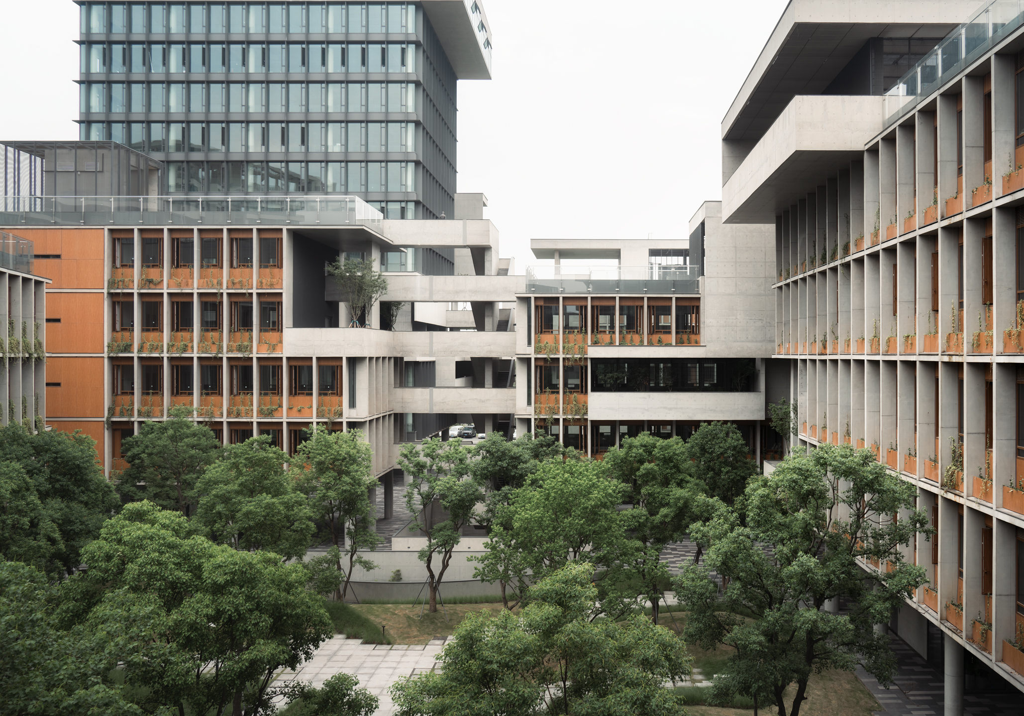 成都麓湖漂浮总部办公楼丨中国成都丨直向建筑-10