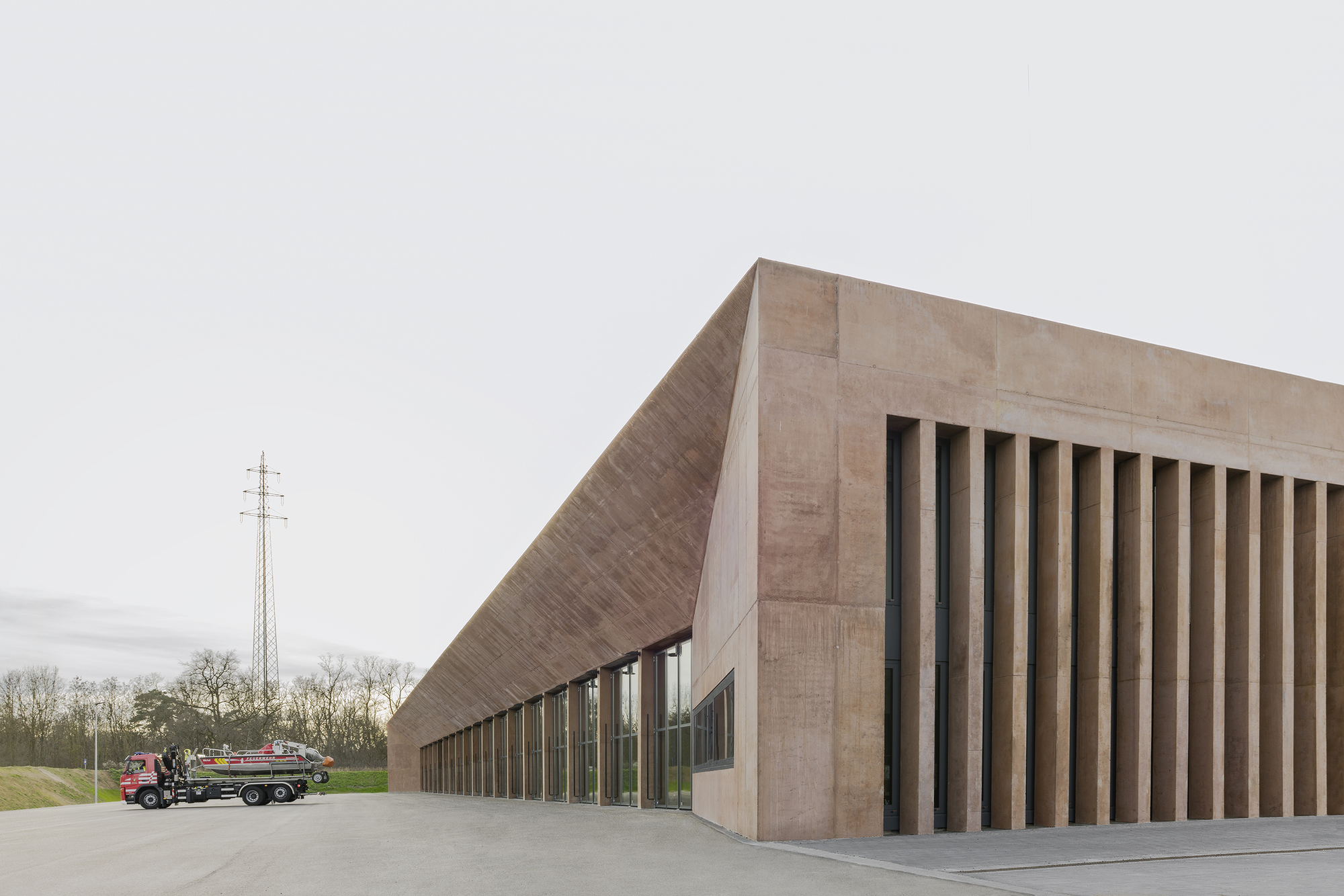 Germersheim Fire Station | Service Facility North / Steimle Architekten-24