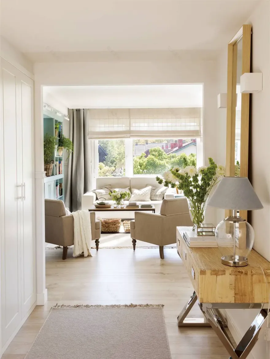 色彩与墙纸 | 西班牙公寓的温馨设计-3