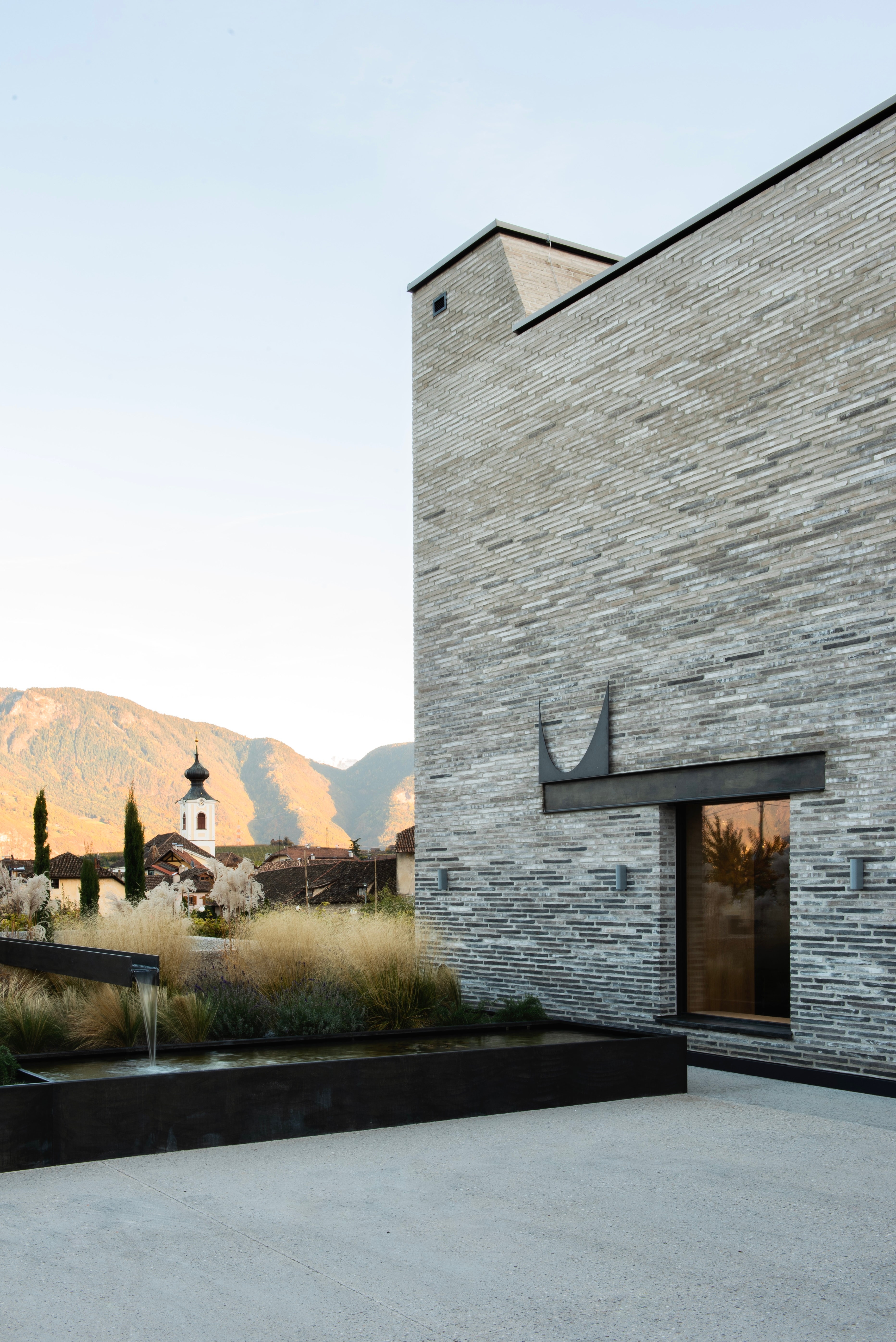 过去和现在之间丨意大利丨Casa Visibilio + MoDusArchitects-0