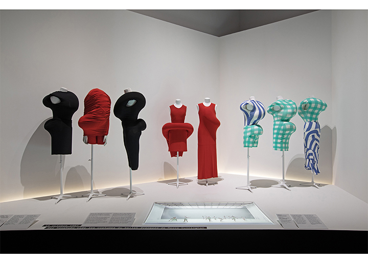 “1997,FASHION BIG BANG”展览丨法国巴黎丨Jean  Julien Simonot（建筑,场景设计）等-17