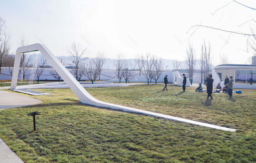 北京龙光 G·Park·科技驱动的互动景观公园-13