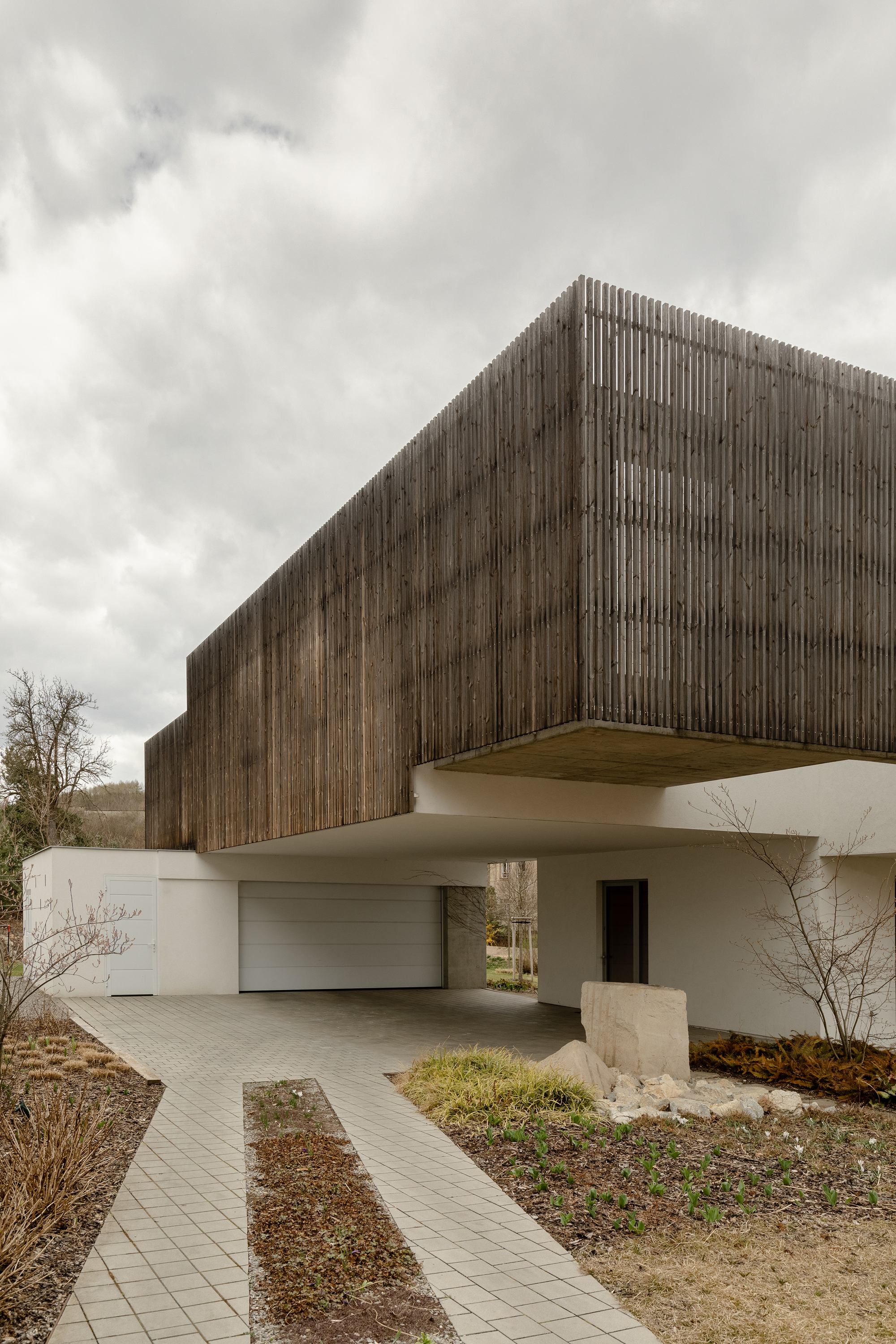 赫卢博采皮家庭住宅丨捷克丨RO_AR Szymon Rozwalka architects-36