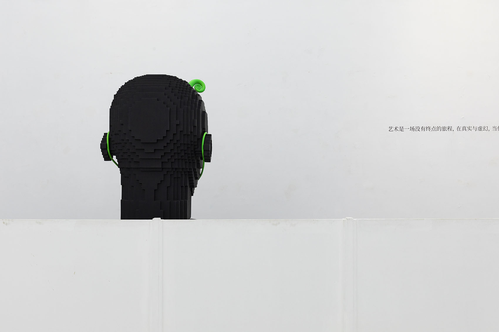 「变相·王国建艺术展」展览设计丨中国北京丨燕尾设计室-77