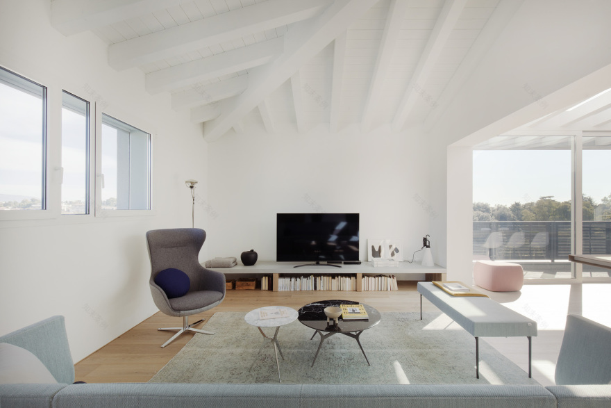 意大利 Bassano del Grappa 公寓的精致室内设计-13