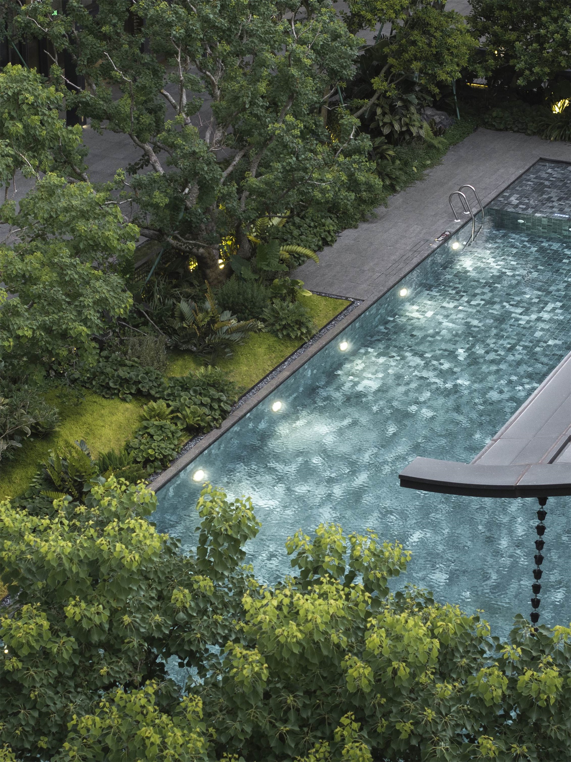 海口鸿园国际公寓(雅诗阁)丨中国海口丨蓝调国际(景观),上海天华建筑设计有限公司(建筑)-67