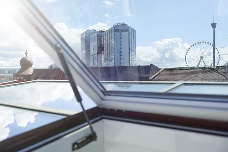 瑞典 59 平米黑白小 loft，巧用白色和自然光扩展空间-17