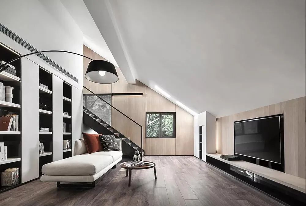 极简高级的白,连结体验世界的桥-124