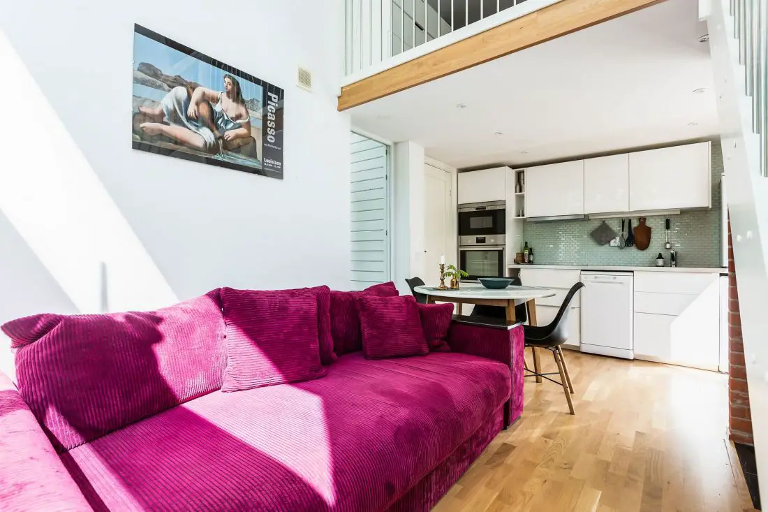 23 平米迷你瑞典小屋，温暖舒适的空间设计-7