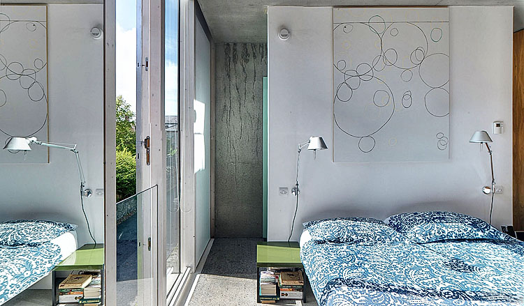 都柏林郊区单一家庭住宅的混凝土空间探索-17