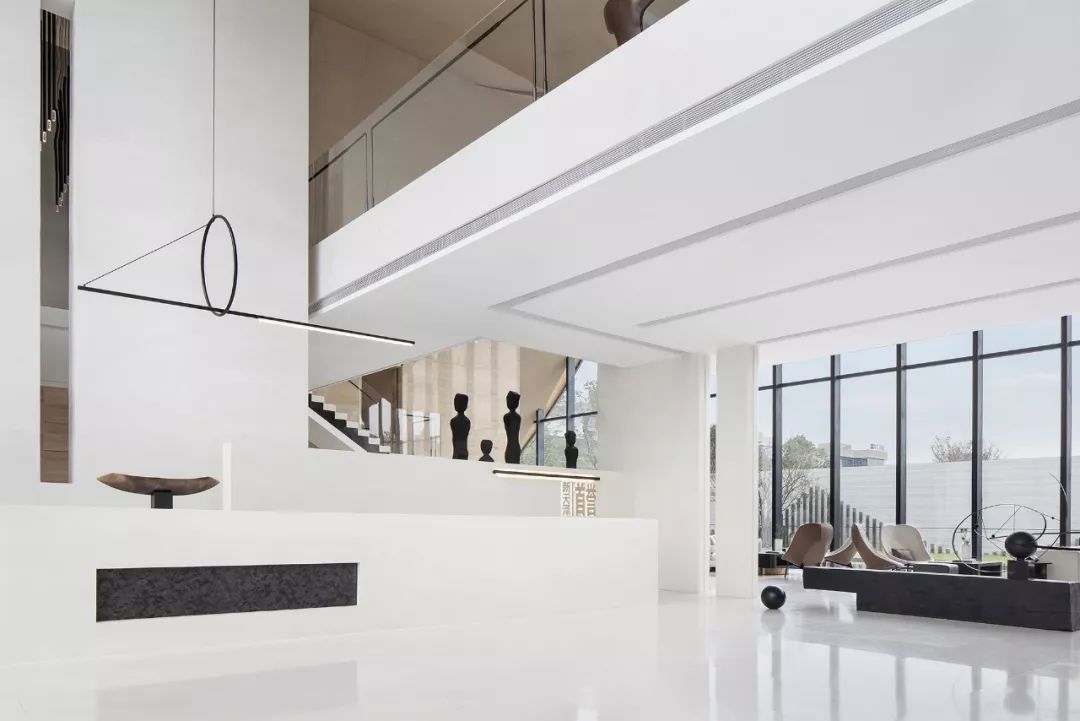 克莱因蓝,Color Visual-95