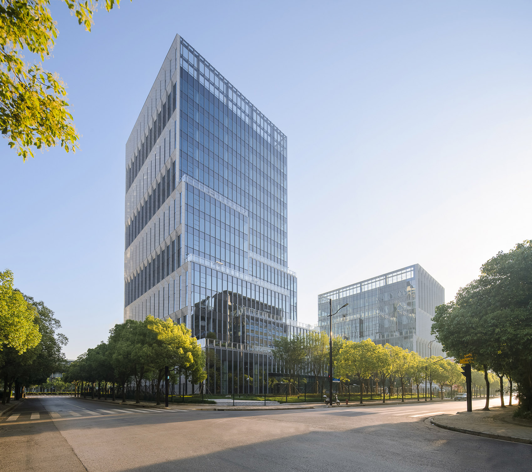 张江人工智能产业创新与服务平台丨中国上海丨致正建筑工作室,大正建筑事务所等-14