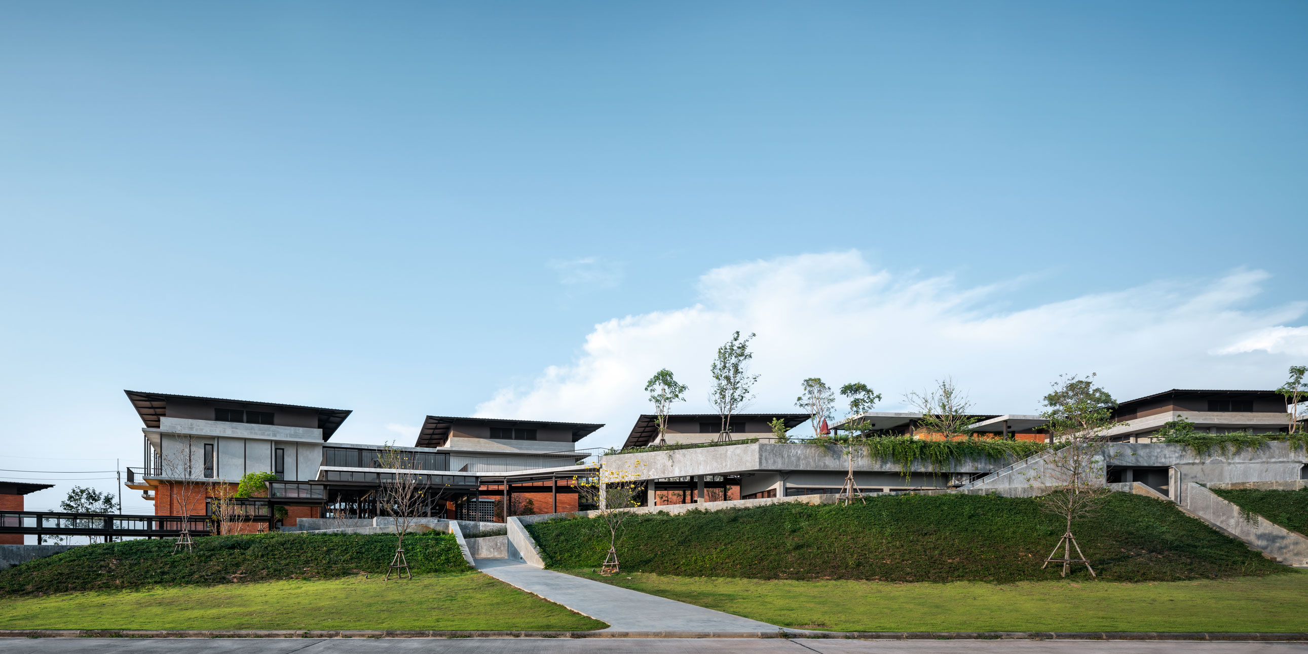 泰国法政大学芭堤雅校区学习中心丨泰国春武里-40