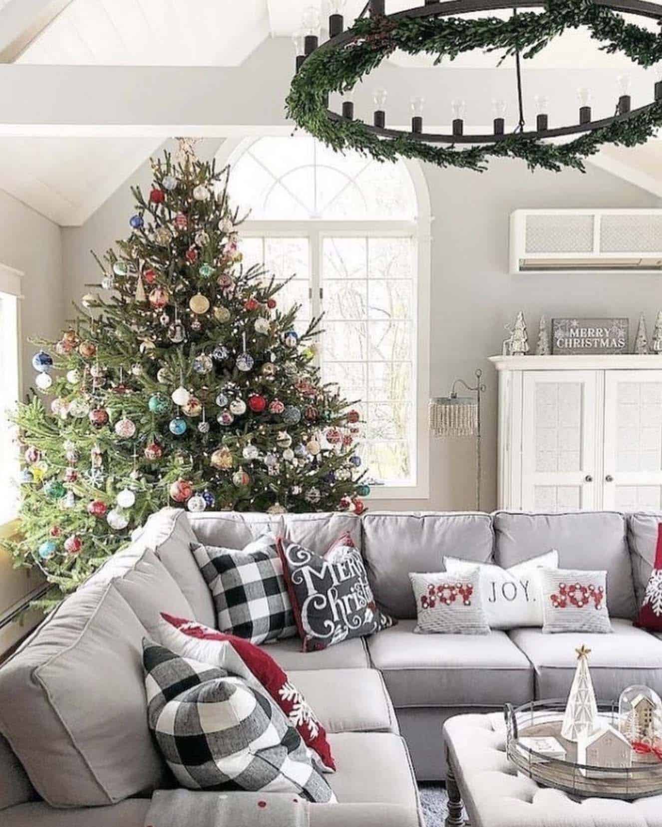 Wishing You A Very Merry Christmas: 80 Decorating Ideas To Inspire-40