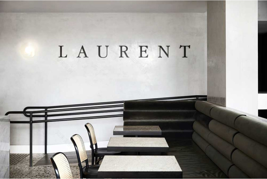 金色的;金黄色的;金的;金制的-64