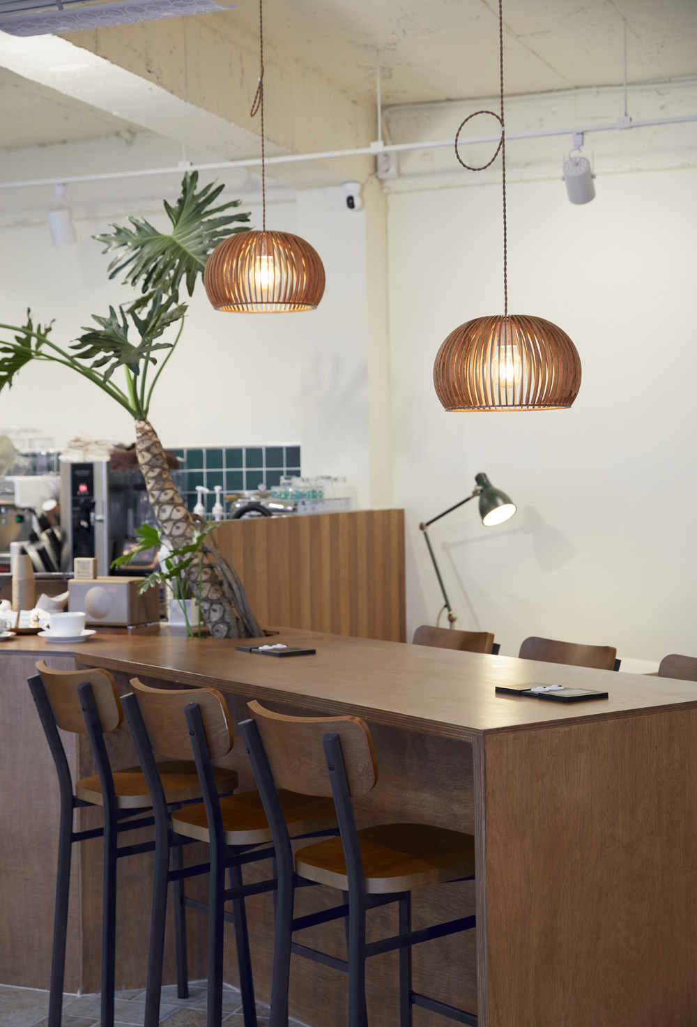 25 坪温暖简约风咖啡厅设计-14