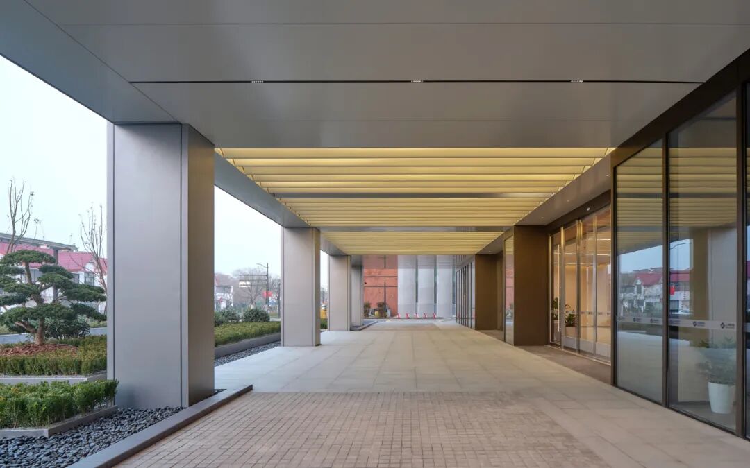 上海机场运行指挥中心扩建工程丨中国上海丨华建集团华东建筑设计研究院有限公司-43