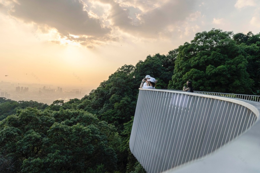 广州白云山摩星岭观光扶梯及栈道丨中国广州丨华南理工大学建筑设计研究院等-68