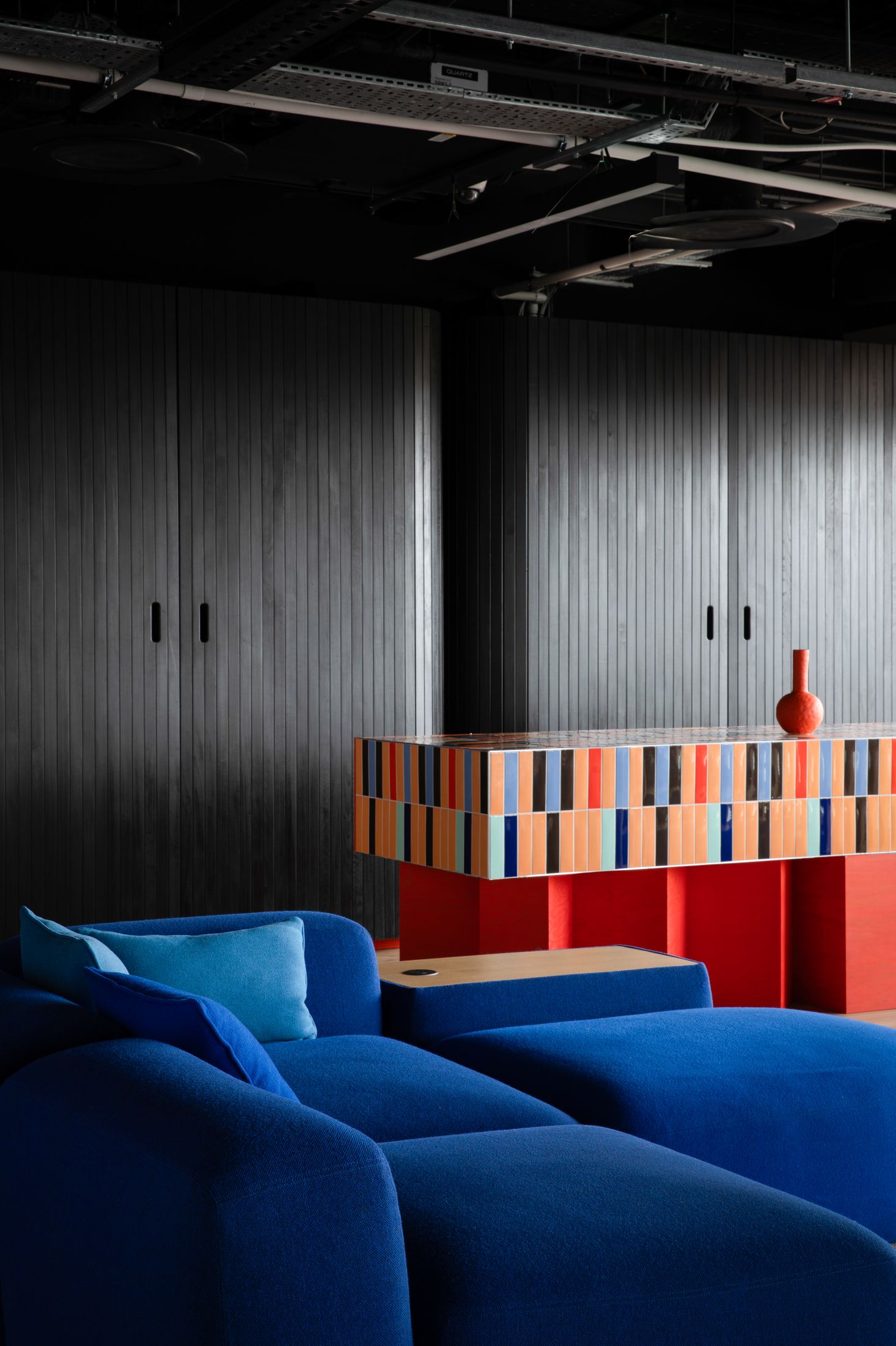 Intercom都柏林和伦敦办公室改造丨爱尔兰都柏林丨Lisbon和Dublin的Emily Cunnane工作室-35