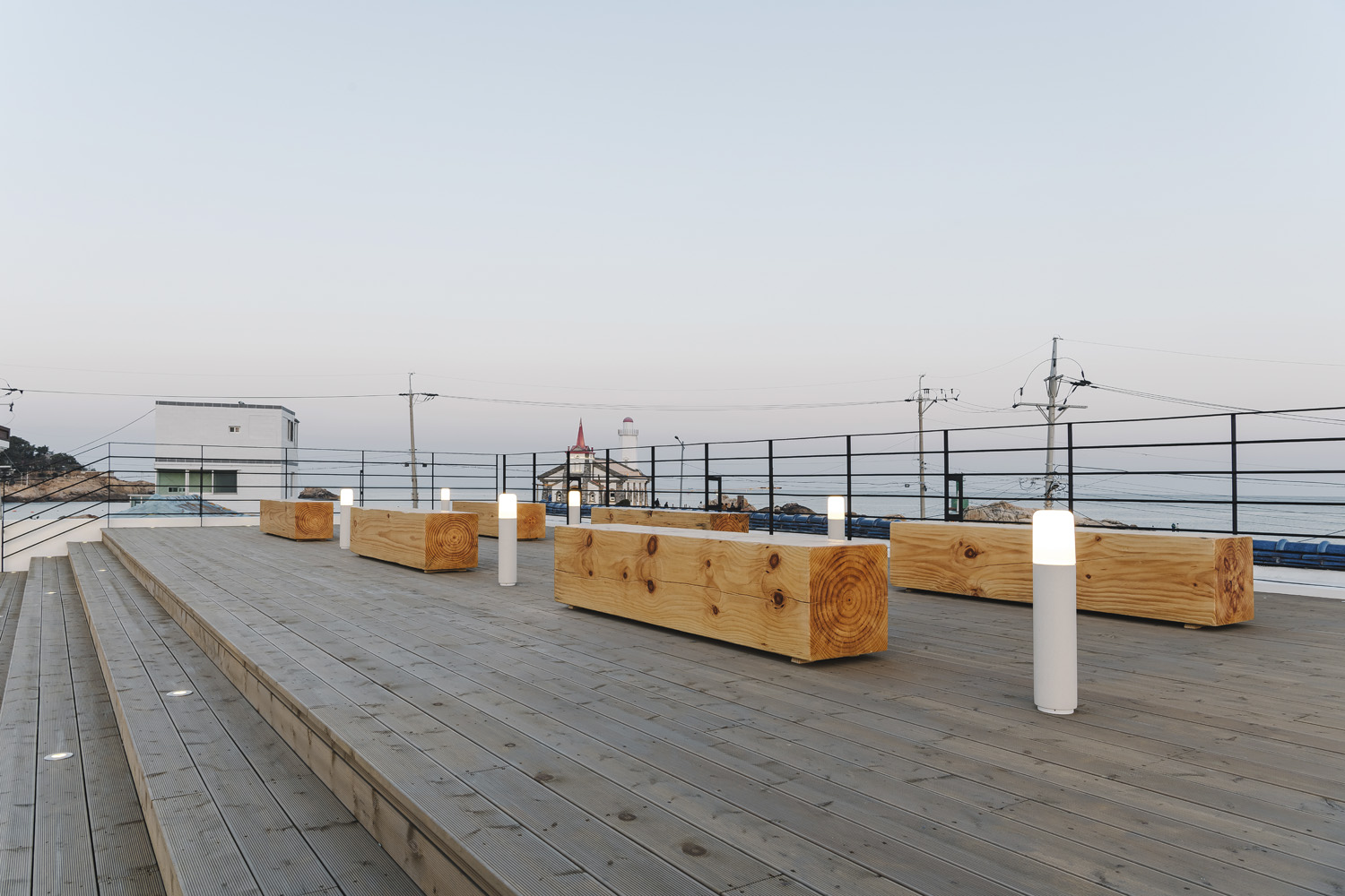 白色与木色，150 平米极简主义韩式餐厅设计-20