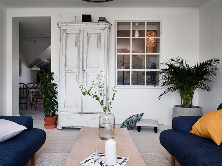 多彩内饰与内部窗户打造独特斯堪的纳维亚风格家居-6