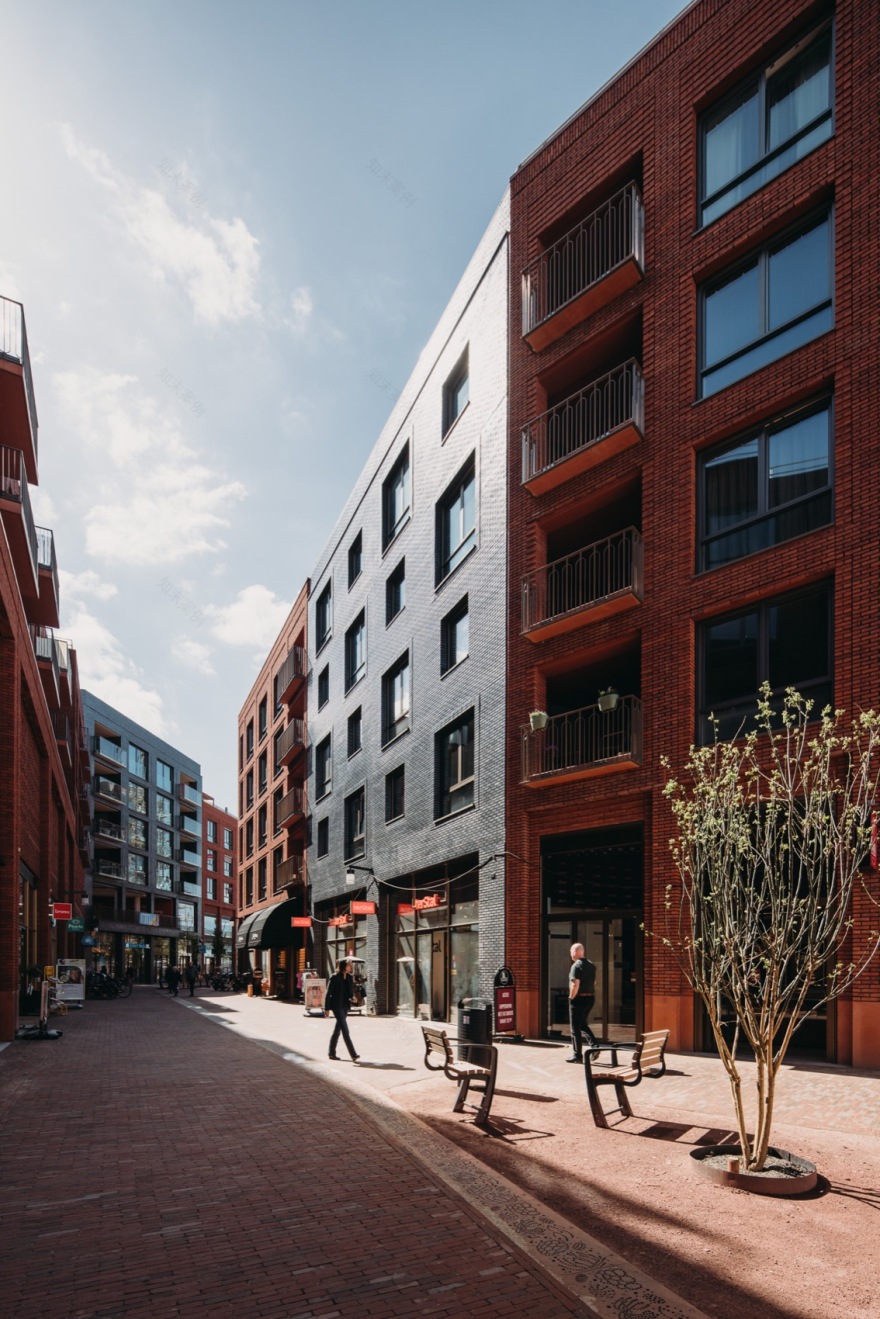 Waalsprong 中心丨荷兰丨De Zwarte Hond-23