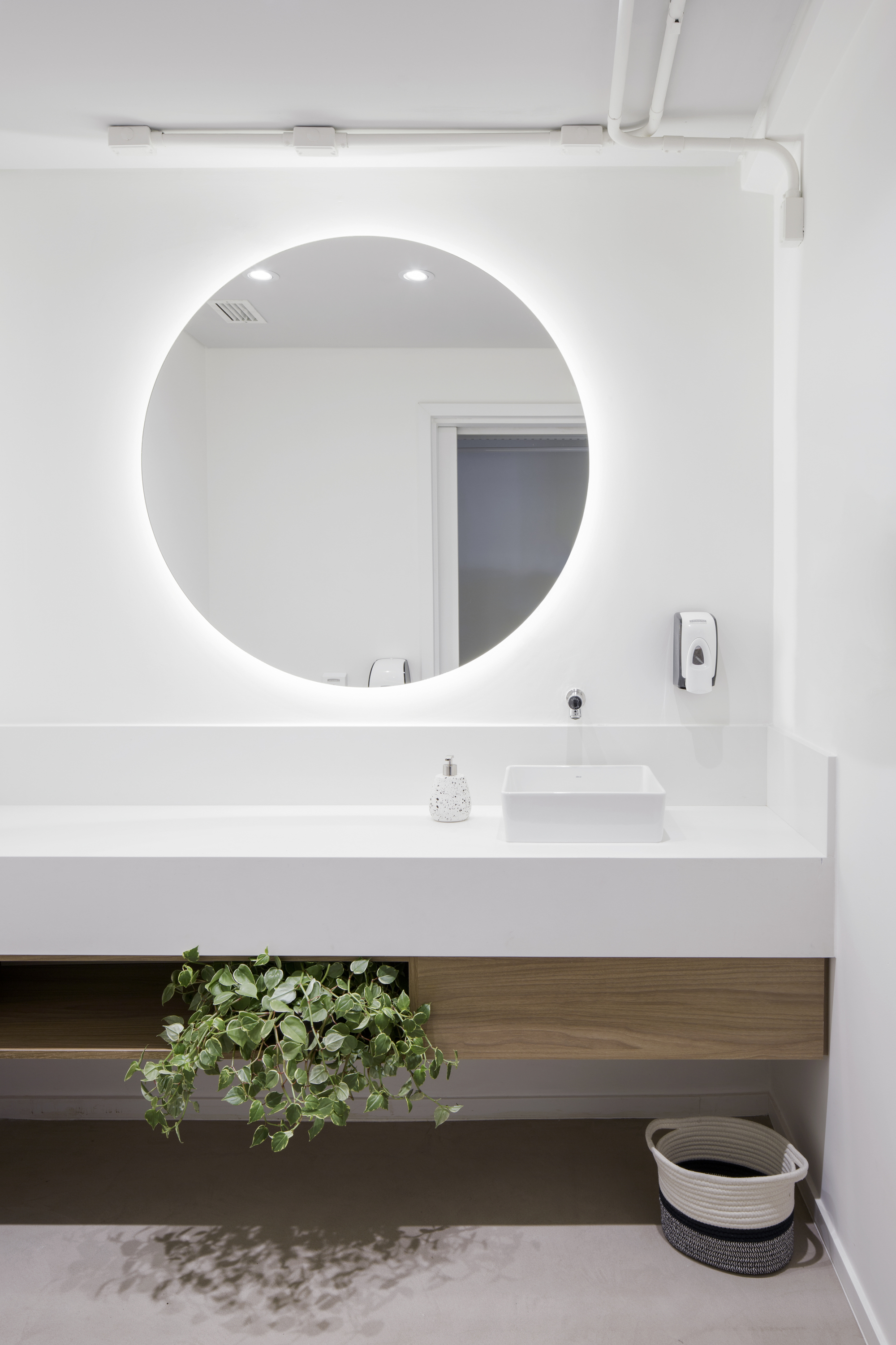 巴西极简主义之爱丽丝诊所丨acr arquitetura,noak studio-47