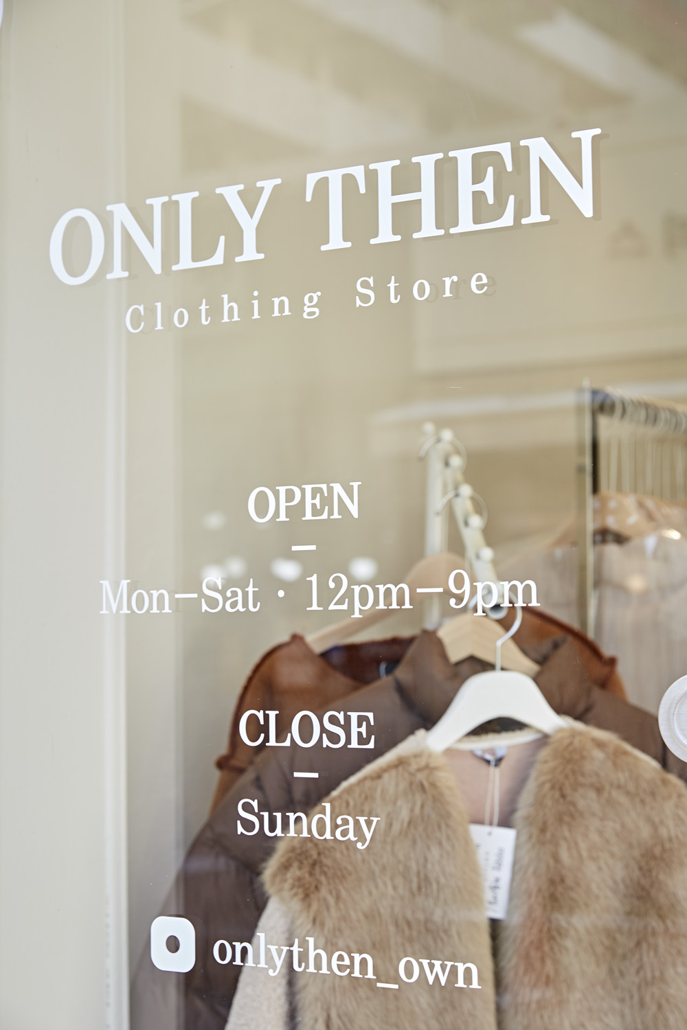 极简 7 坪衣橱空间，打造宜居生活美学-17