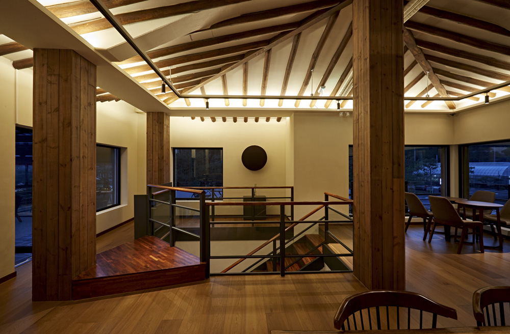 现代简约风格的餐厅设计-20