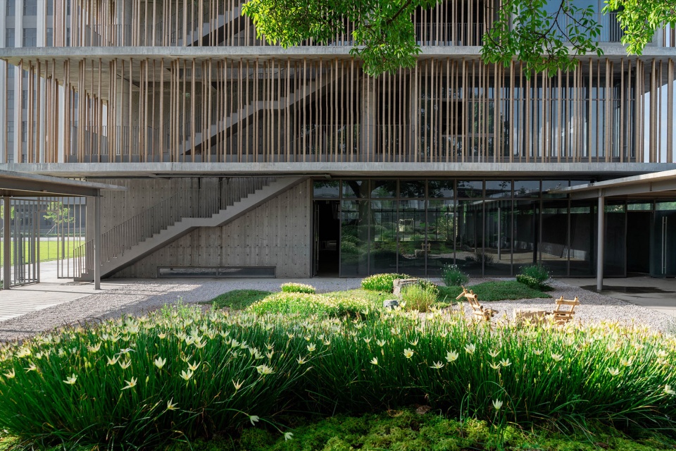 宝华智造产业园景观设计丨中国佛山丨成都无囿景观设计有限公司,佛山至岸园林-13