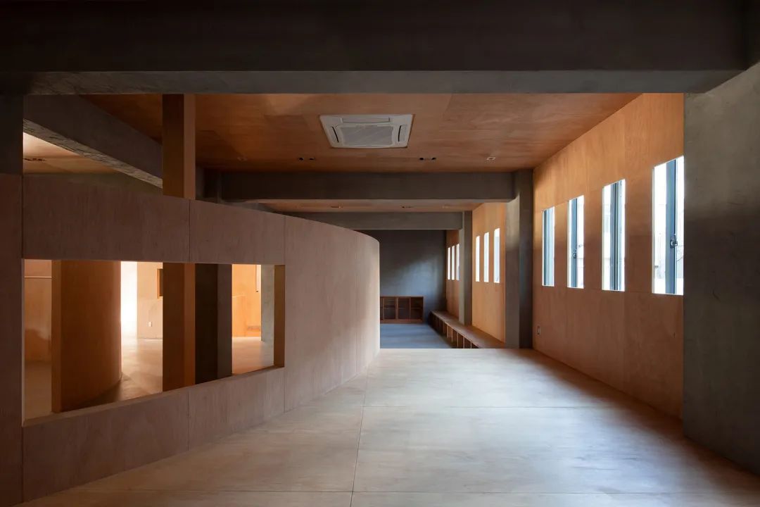 南京美术大厦 · 方庭与曲庭的融合设计丨中国南京丨MOU建筑工社-66