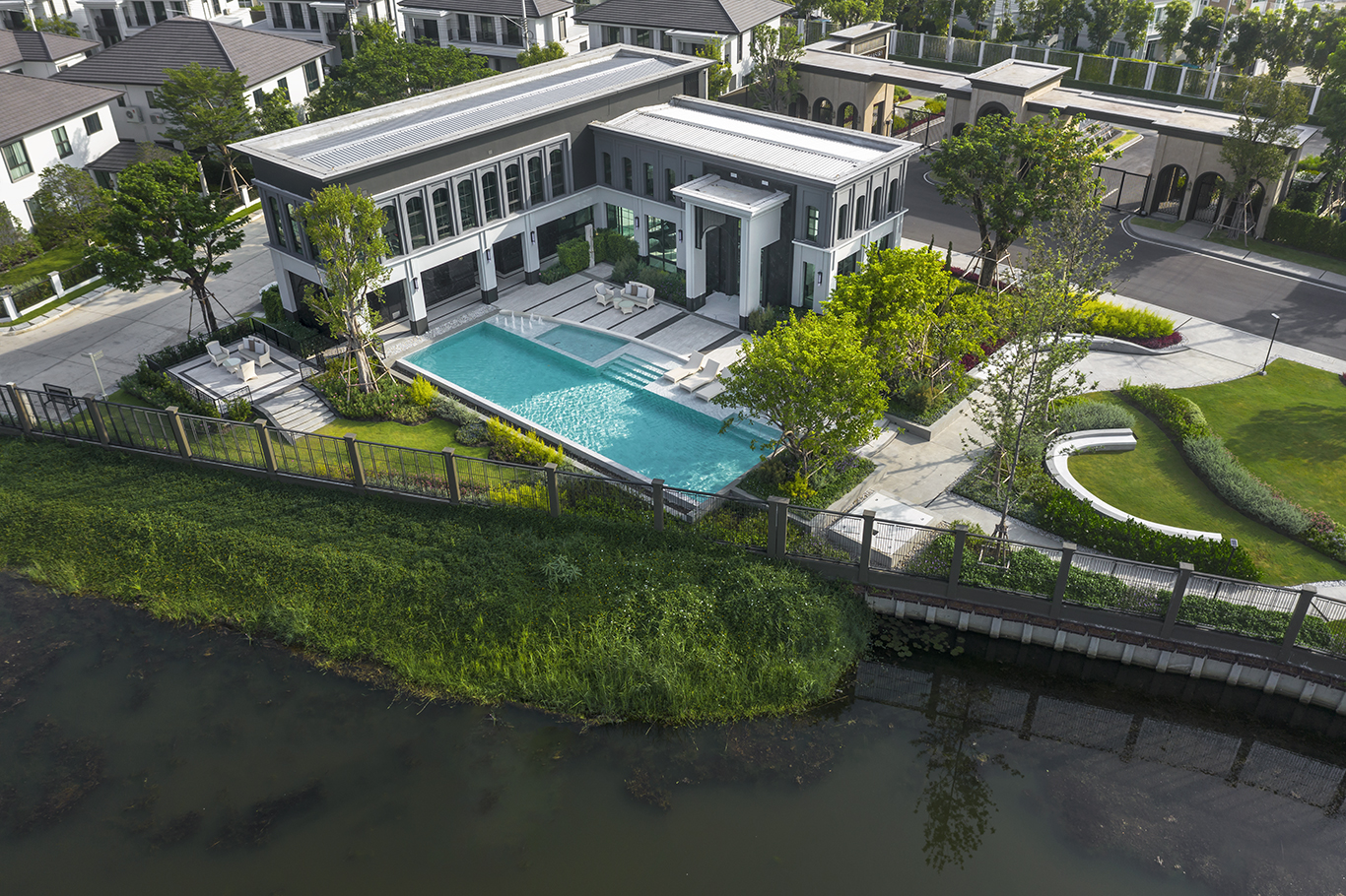 Residences & Real Estate Projects | Wison Tungthunya & W Workspace	-2