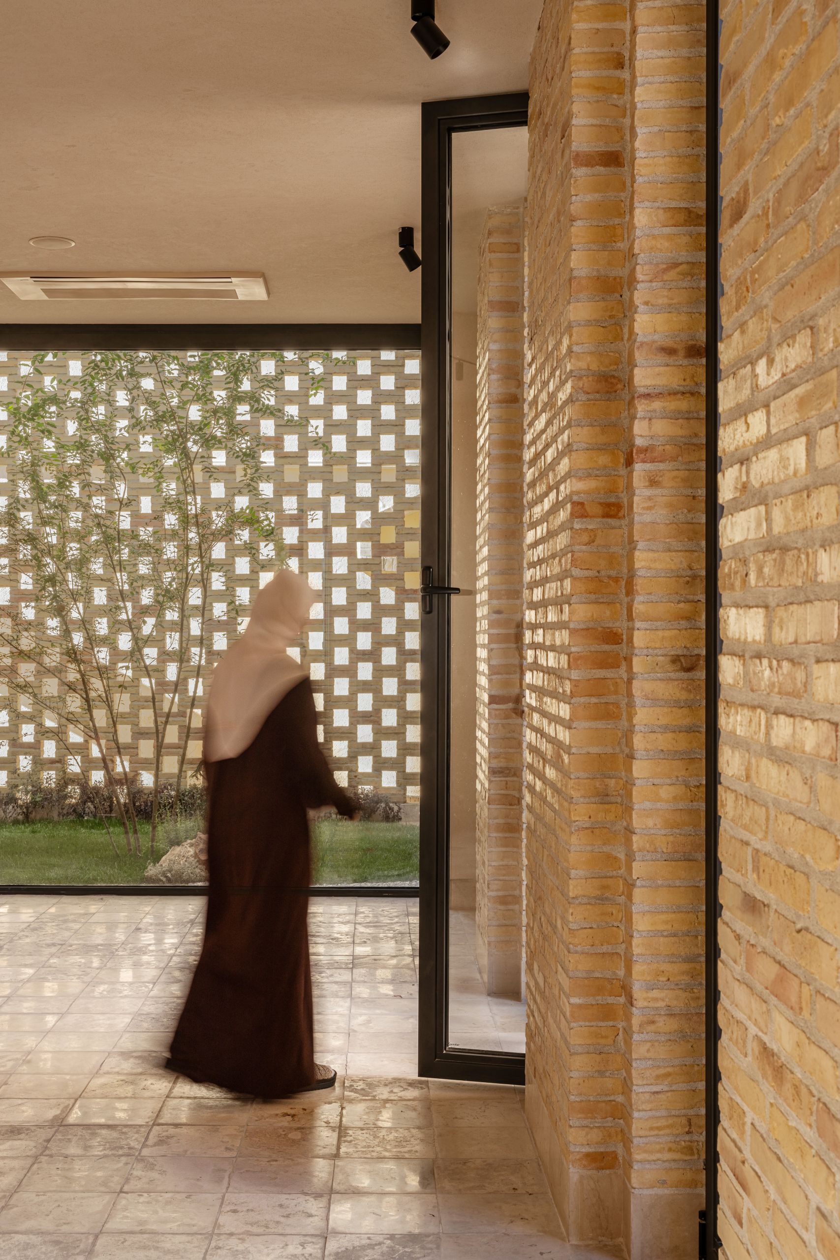 玛迪娜·卡西姆巴耶娃博物馆的苏扎尼刺绣品丨乌兹别克斯坦塔什干丨ARC Architects-32