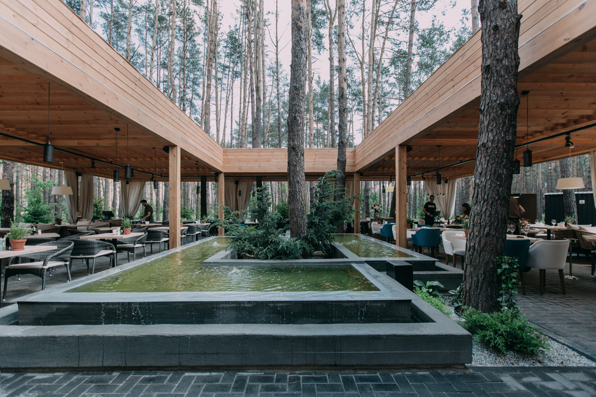 乌克兰托斯卡纳烧烤餐厅夏日露台（TOSCANA GRILL · SUMMER TERRACE）-9