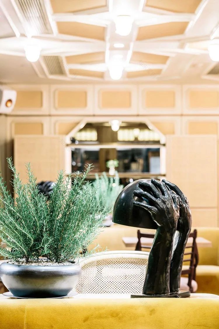 主题餐厅装修 | 坐上藤椅感受清新丛林-7