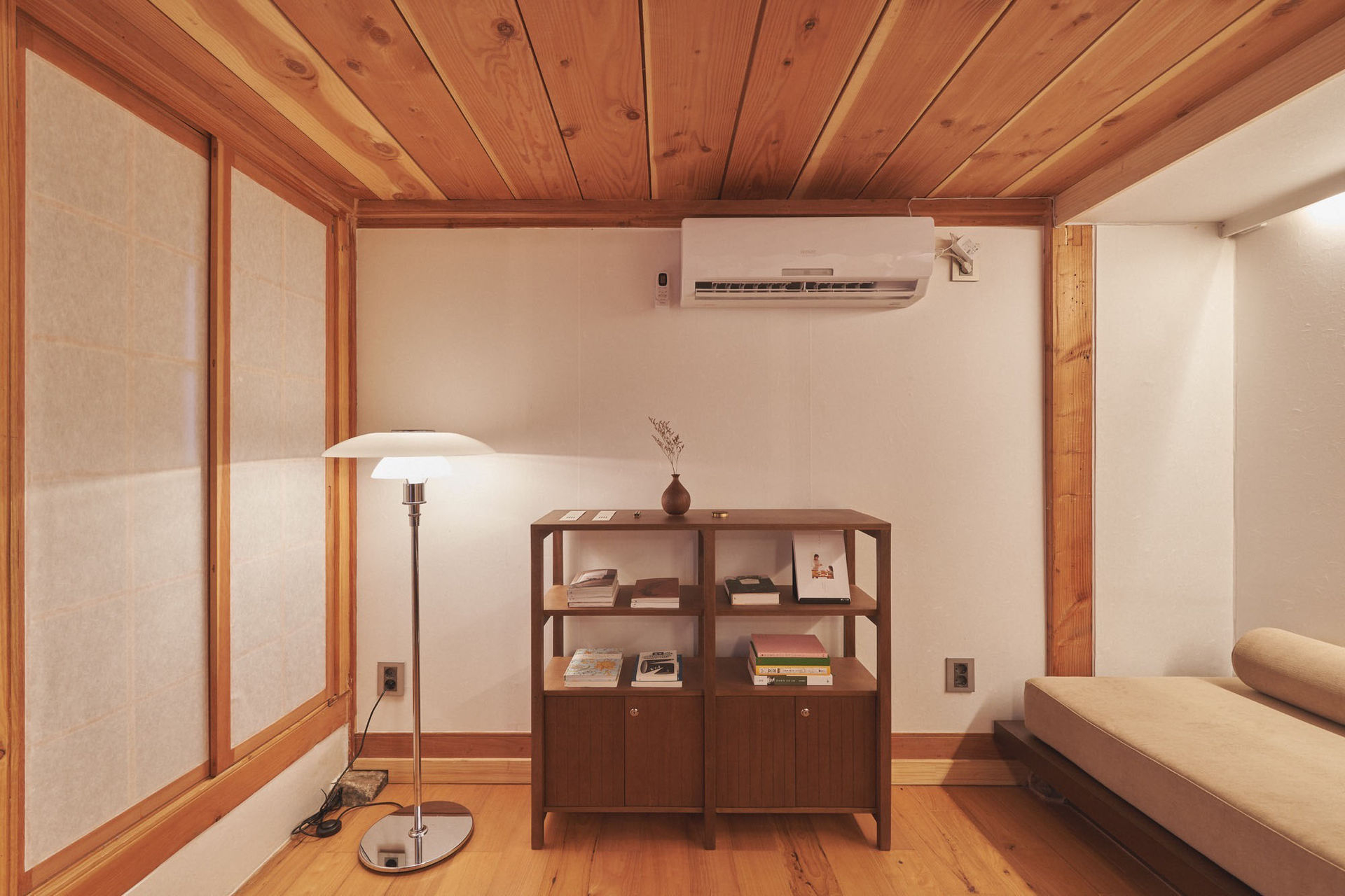 Z_Lab 设计 | 德国一本书民宿（ONE BOOK STAY）-46