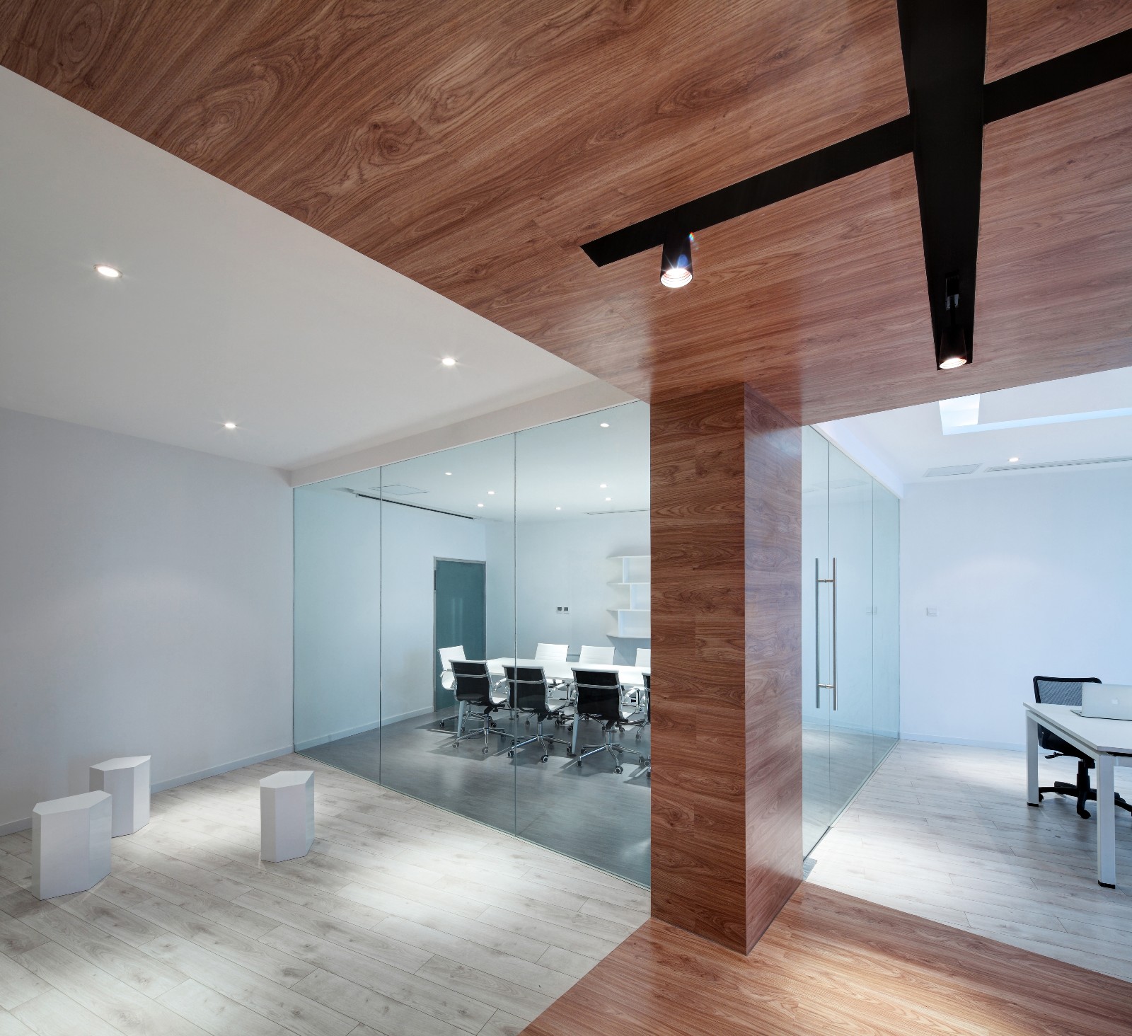 南京河西万达广场医疗设备公司OFFICE BOX登胜设计陶胜-9