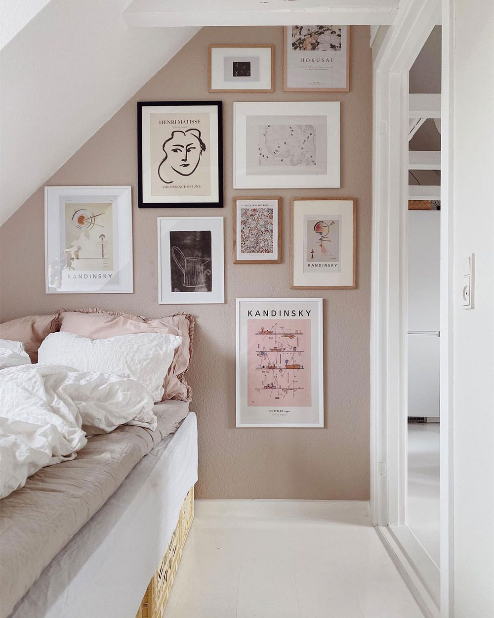 丹麦温馨舒适的顶层公寓设计-13