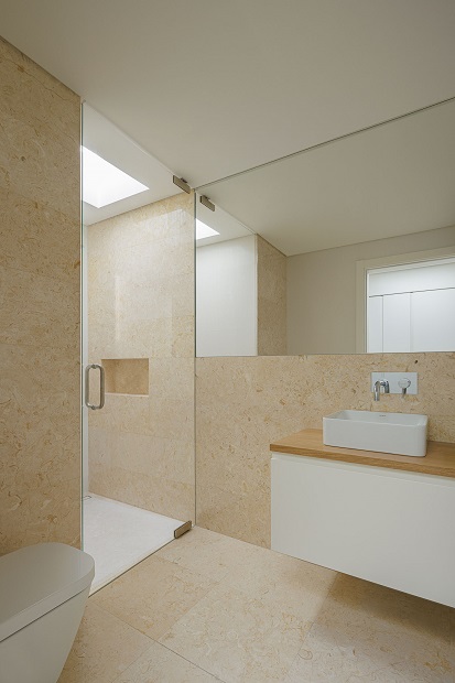 葡萄牙蒙特拉瓦尔某建筑翻新项目丨Esquissos建筑事务所-11