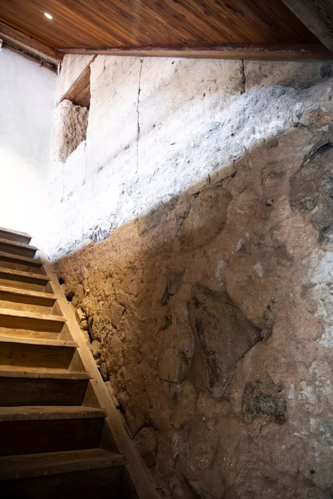 归隐深山，客家土楼变身为文化行馆-103