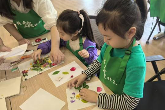 从课堂到街区更新实践！园林学院师生携手居民共建街巷“博物馆”-49