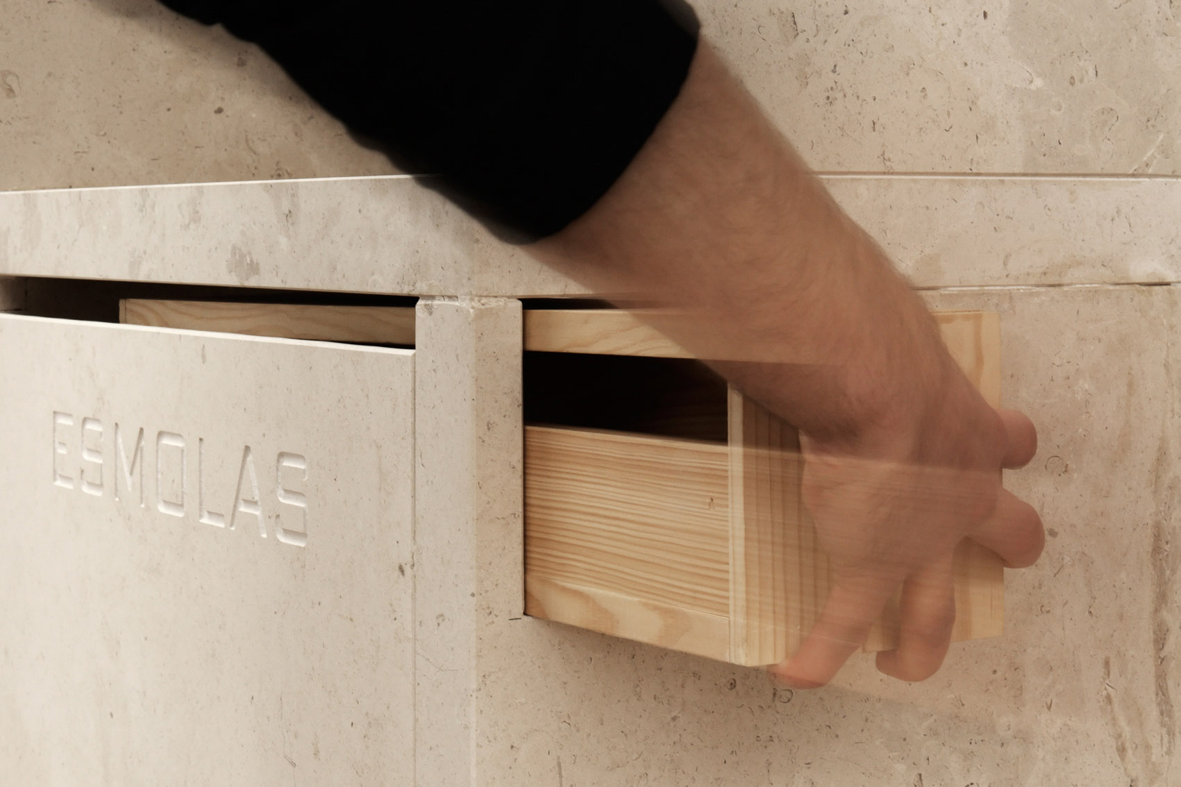 小镇教堂改造,葡萄牙 / Bruno Lucas Dias Architecture-26