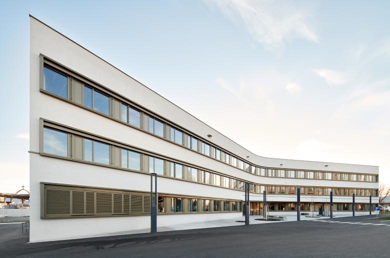 Pichler & Traupmann Architekten丨ÖAMTC Wien West丨奥地利-48