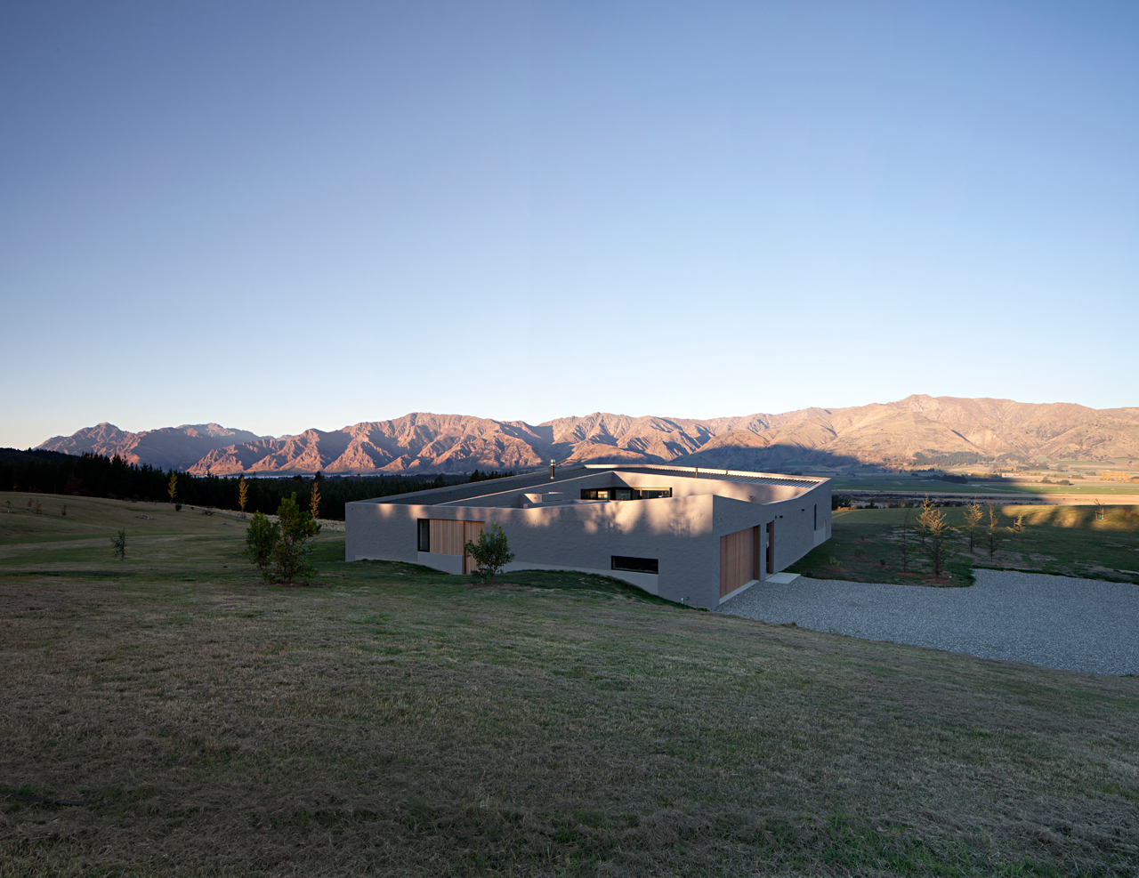 lake hawea courtyard house-7