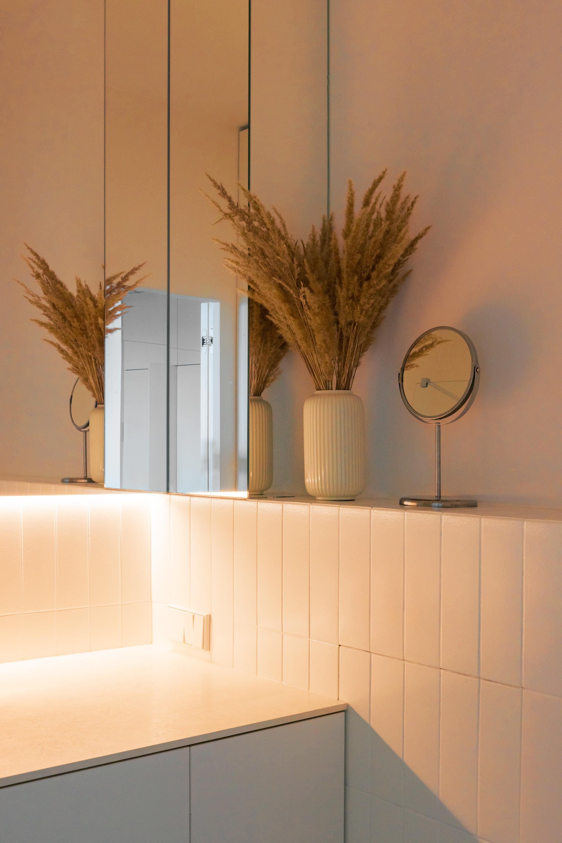 映景公寓（注：REFLECTION可根据实际情况有不同的意译，这里映景只是一个较为合适的翻译示例，若有特定背景信息，翻译可能更精准） 丨白俄罗斯明斯克丨ZROBIM architects-33